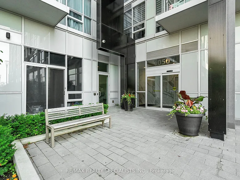 1050 Main St E #718 — Photo 39