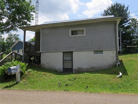 2nd image of 3086 Apollo Rd SE