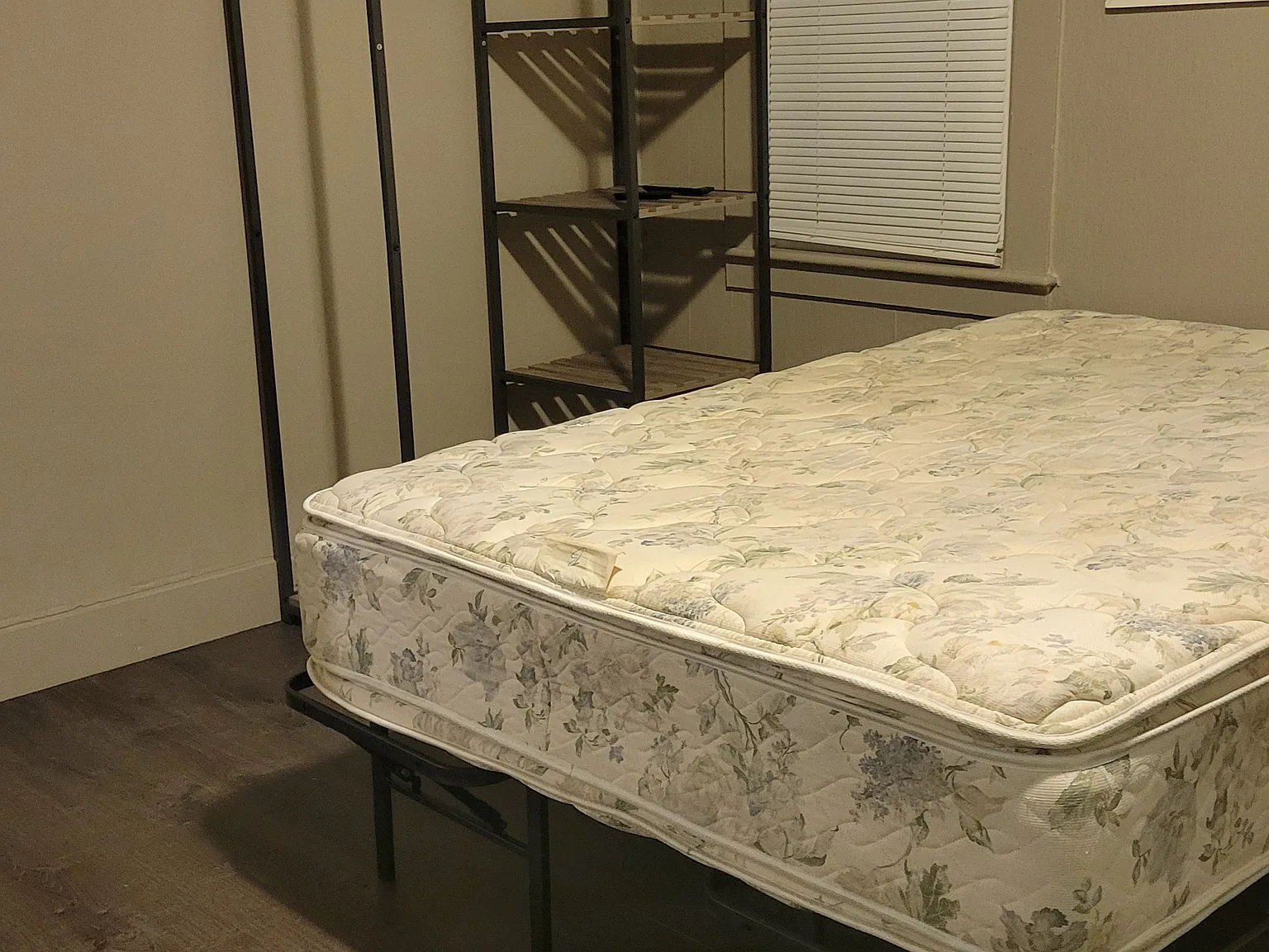 1 bed, 2632 sqft, $1,000 — Photo 4