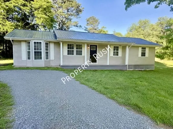 321 Whitmire Cir, Tunnel Hill, GA 30755