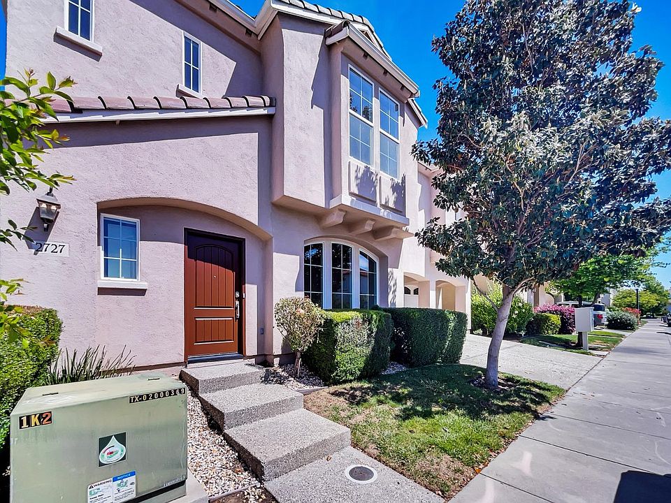 1st image of 2727 Bronco Creek Way