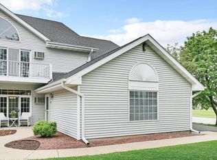 737 Cherokee Path, Lake Mills, WI 53551