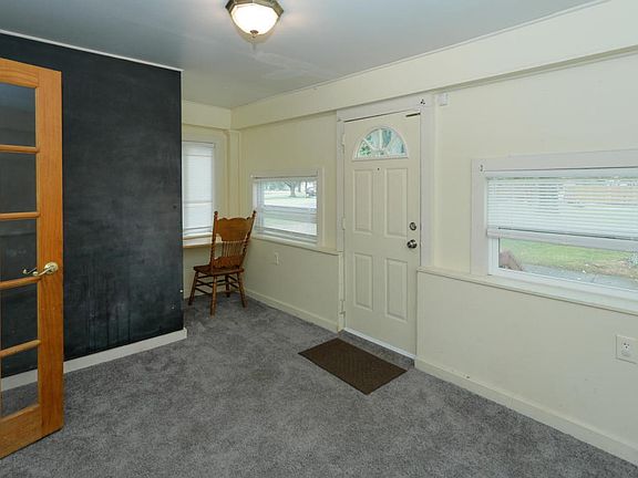 311 S Clark St-105