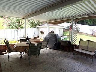 2nd image of 1490 19th St SW