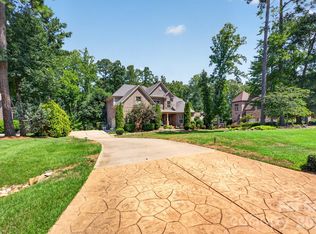 725 Fawns Glen Pl, Lake Wylie, SC 29710