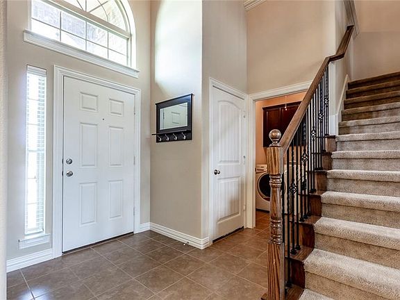 4th image of 525 Partridge Dr