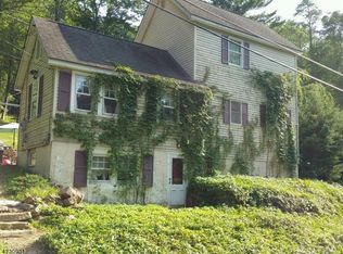 253 W Valley Brook Rd, Califon, NJ 07830