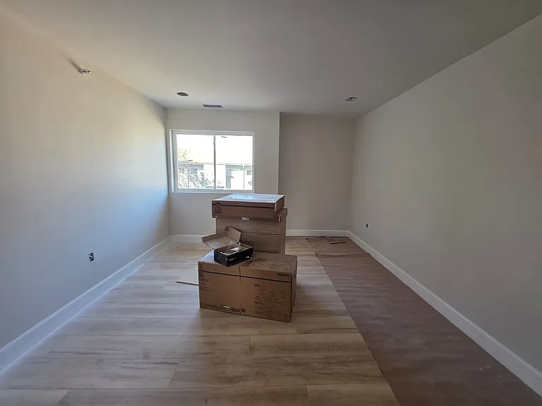 44 Warner St #5B — Photo 3
