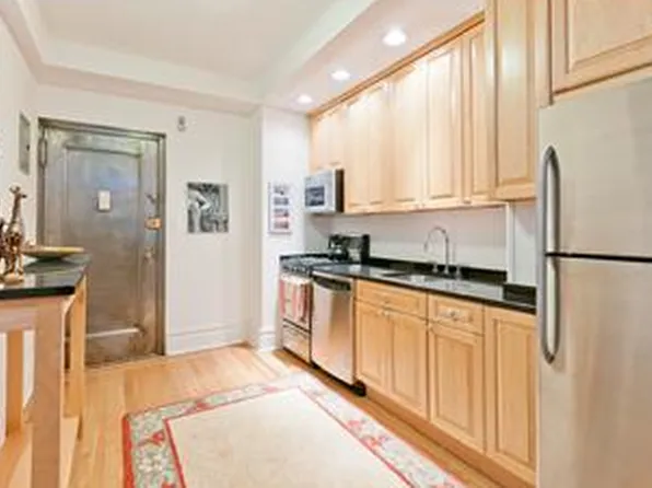 7 Park Avenue image 5 of 9