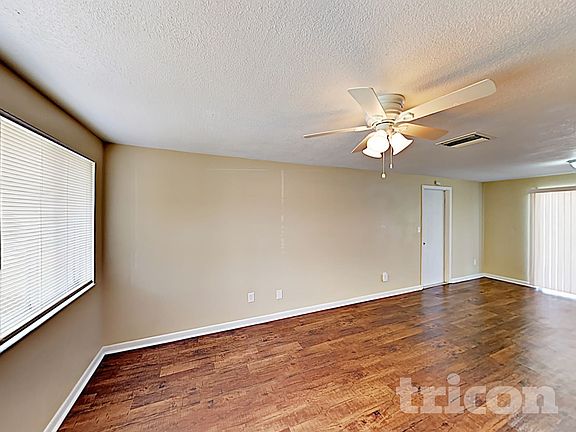 3rd image of 8213 Greenleaf Cir