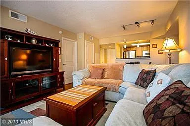 11800 Sunset Hills Rd #226 — Photo 3
