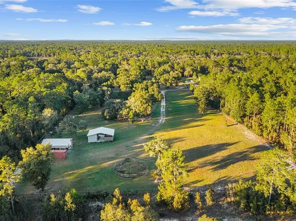 13200 SW 95th St #S-9, Dunnellon, FL 34432