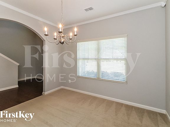 3rd image of 111 Westridge Cir