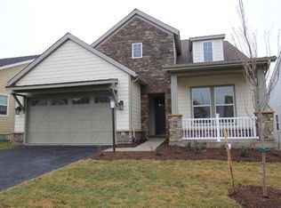 107 Cloak Ln, Lake Frederick, VA 22630
