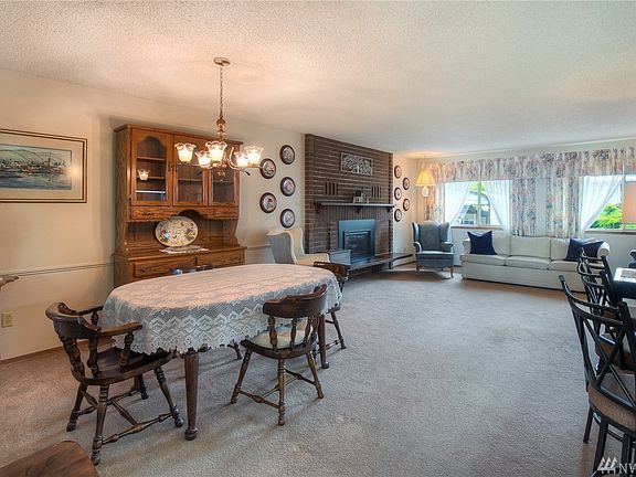 4th image of 3105 169th St SW