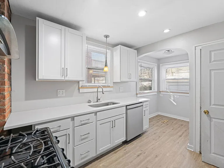 3499 Blanche Ave — Photo 10