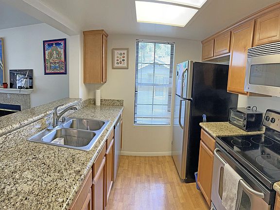 5th image of 14978 Avenida Venusto Unit 58