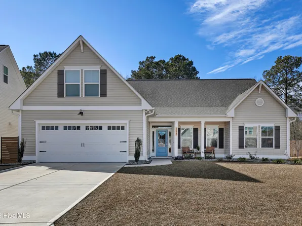 198 W Weatherbee Way, Hampstead, NC 28443