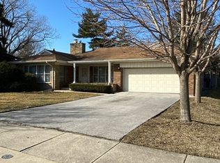 9128 S California Ave, Evergreen Park, IL 60805