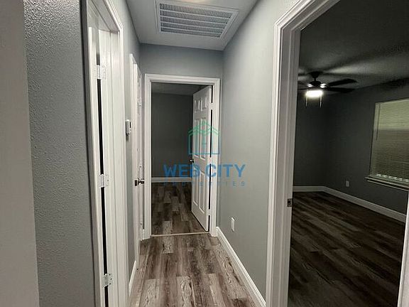 5th image of 3021 Modree Ave