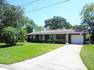 609 Boyle St, Leesburg, FL 34748