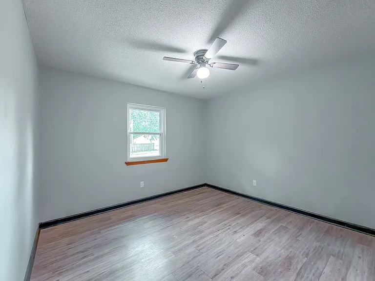776 Lupine Ln — Photo 26