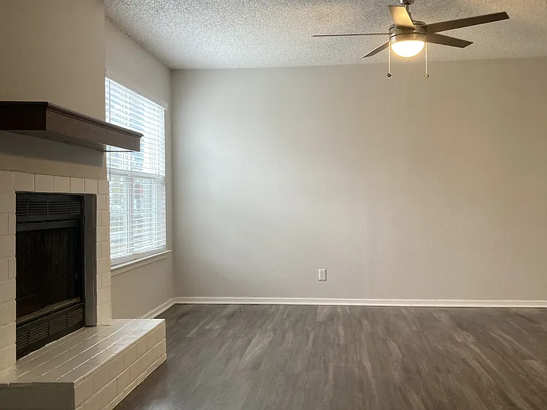 Summerwind Apartments — Photo 26