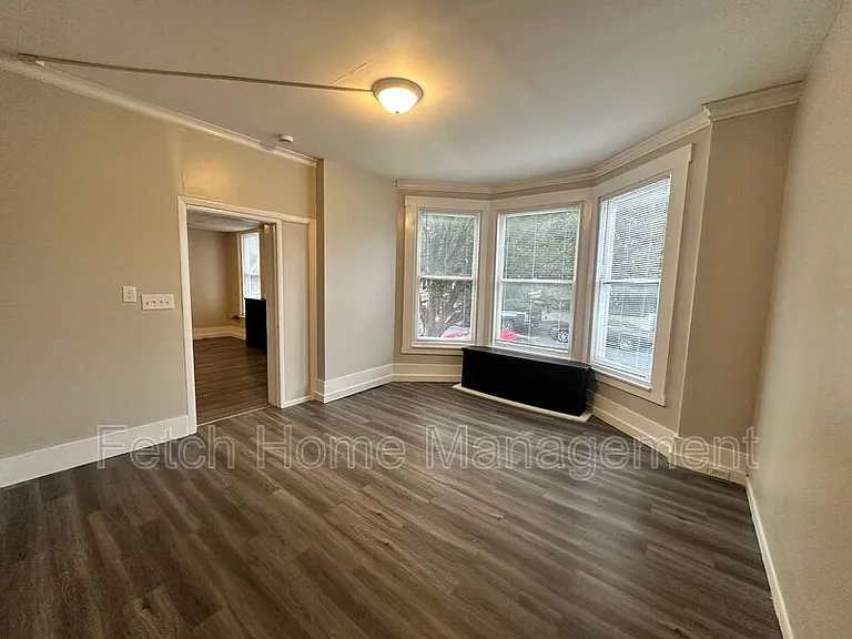 832 N 5th St #1 — Photo 8