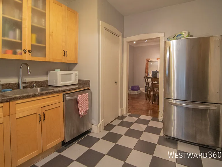 3642 N Pine Grove Ave #1K — Photo 7