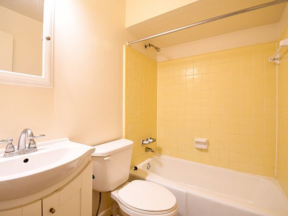 4th image of 3107 Orris Ln #11245503