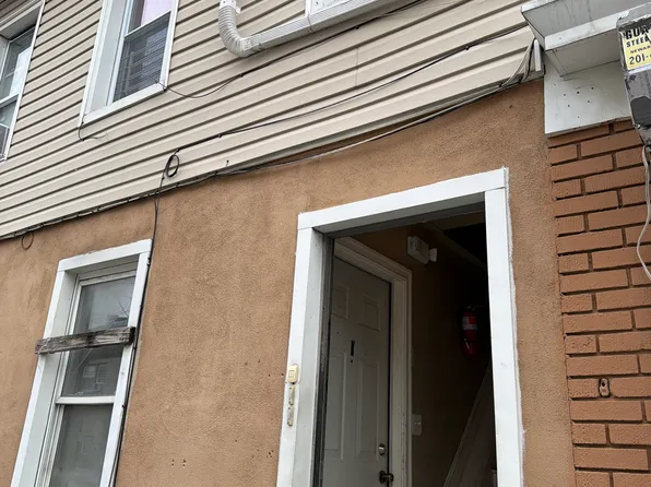 105 Beech St Floor 1, Paterson, NJ 07501