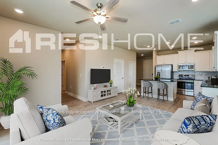 1645 Diane St — Photo 6