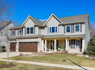 483 Saratoga Dr, Aurora, IL 60502