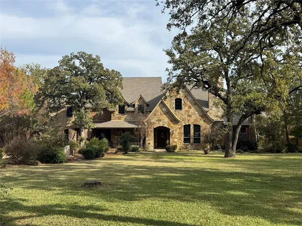 2741 Lonesome Dove Rd, Grapevine, TX 76092