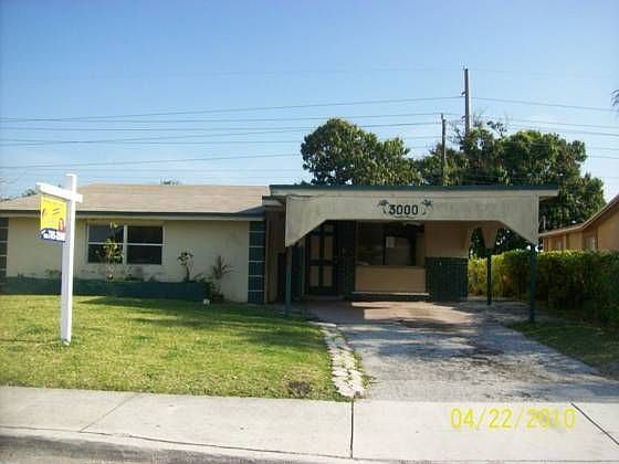 1st image of 3000 NW 6th Ct