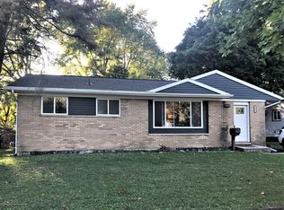 4008 Stratford Ave, Lansing, MI 48911