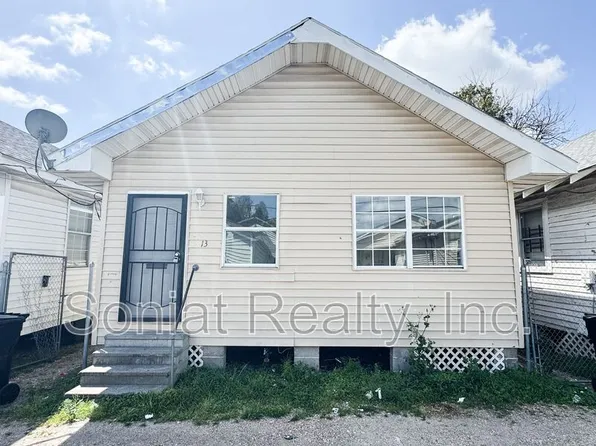 13 Mars Pl, New Orleans, LA 70125
