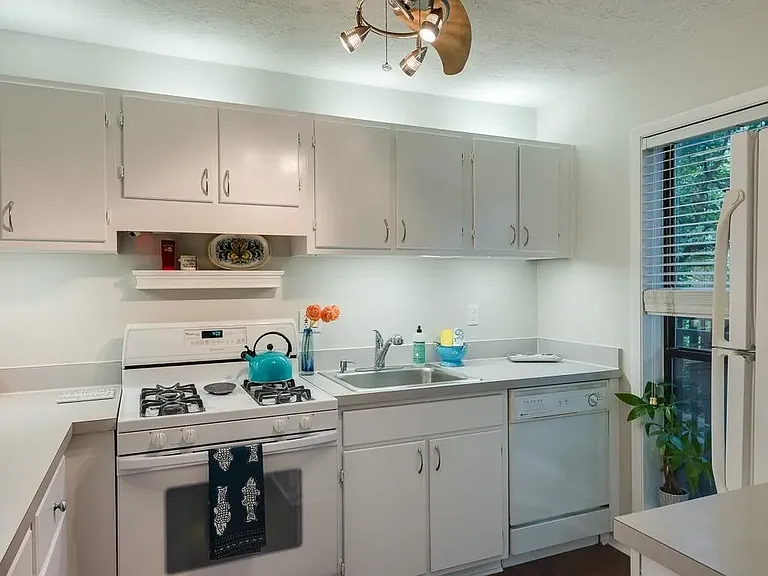 305 River Run Dr — Photo 11