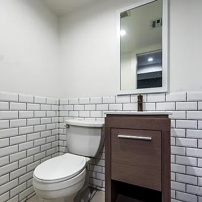 Rented by Nooklyn NYC LLC | media 9