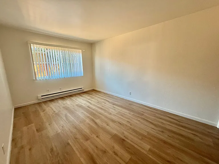 7060 Princevalle St — Photo 11