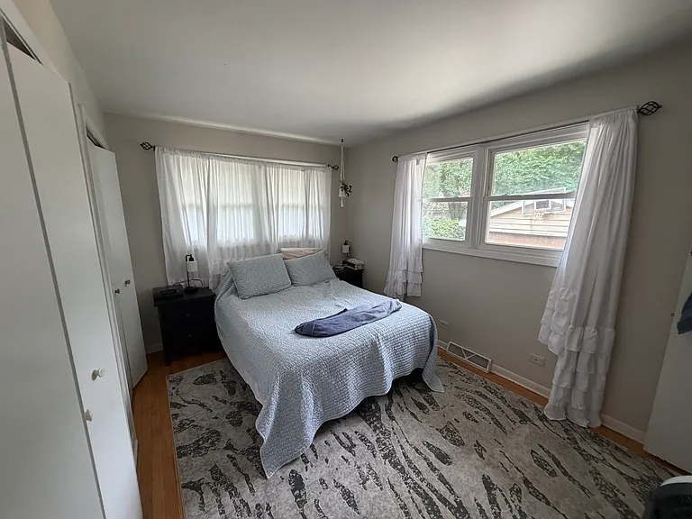 3S478 Winfield Rd — Photo 7