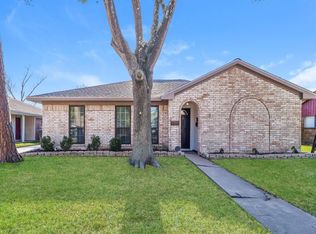 950 Wavecrest Ln, Houston, TX 77062