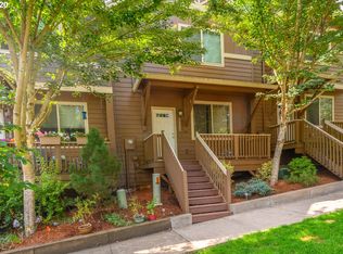 38568 Cascadia Village Dr, Sandy, OR 97055