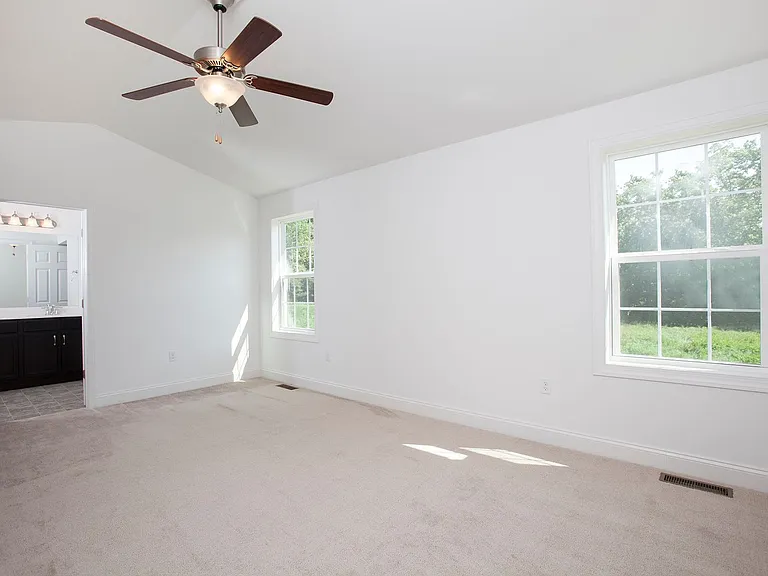 2327 Bartlett Rd #28C — Photo 6