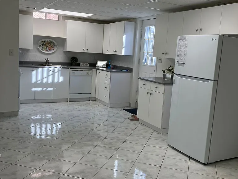 5 Hacienda Dr — Photo 1