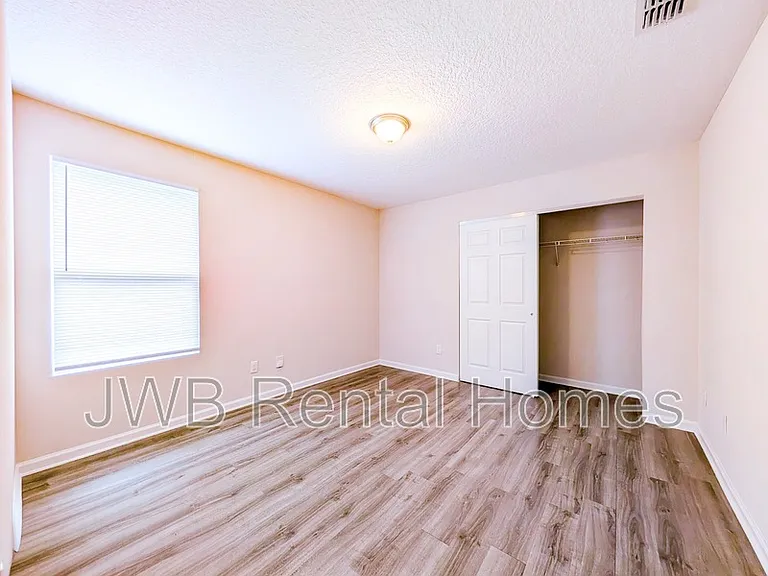 8000 Dandy Ave — Photo 8