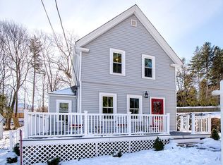 30 Oak St, Cohasset, MA 02025