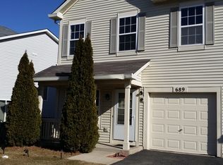 689 S Shannon Dr, Romeoville, IL 60446