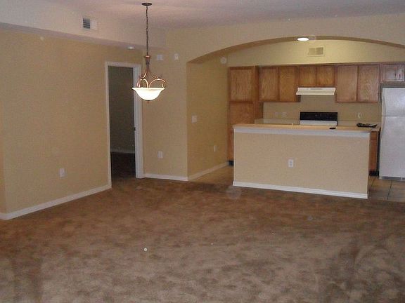 4th image of 7905 Preserve Cir APT 117