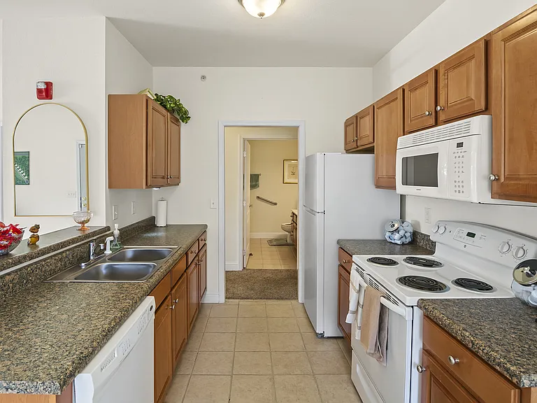 1303 Black Diamond Dr — Photo 43